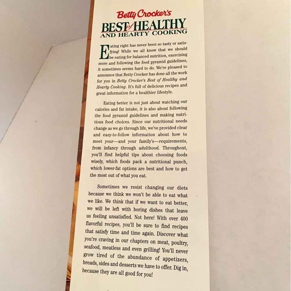 Betty Crocker's Best Of Healthy And Hearty Cooking Cookbook